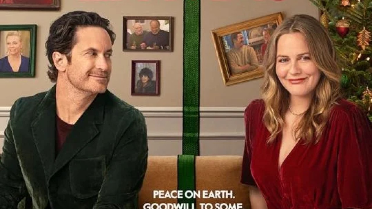 فيلم A Merry Little Ex-Mas 2025 مترجم